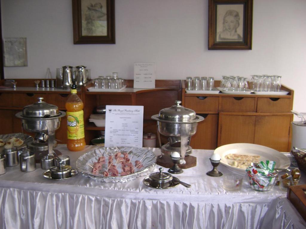 The Royal Residency Hotel New Delhi Phòng bức ảnh